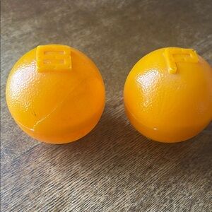 Salt and pepper shakers Orange Balls